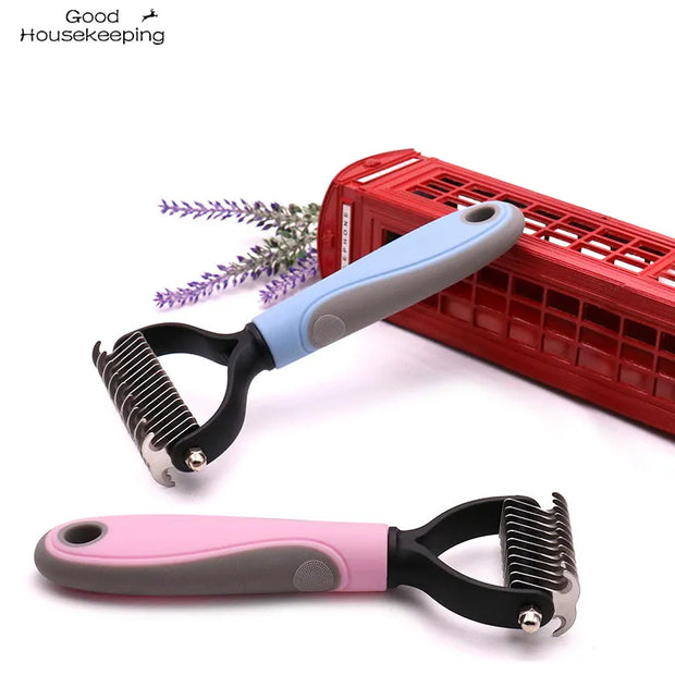 Say Goodbye to Pet Fur Knots with Our Double-Sided Grooming Comb - Fast Shipping Worldwide!